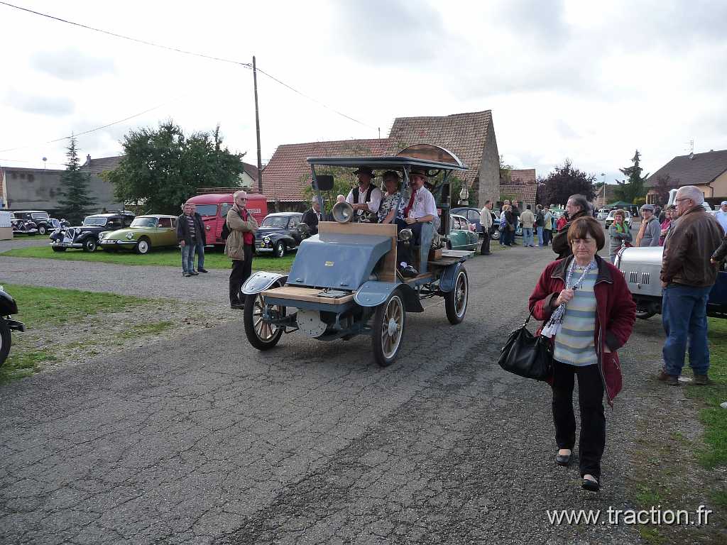 2013_Rustenhart (101).JPG - 06/10/2013 - 68740 RUSTENHART 33ème Randonnée Internationale des Vendanges - Promenade en PERRON MARTIN - France - Type A de 1908